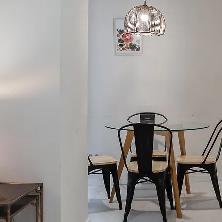 8 Geranio Χιρόνα