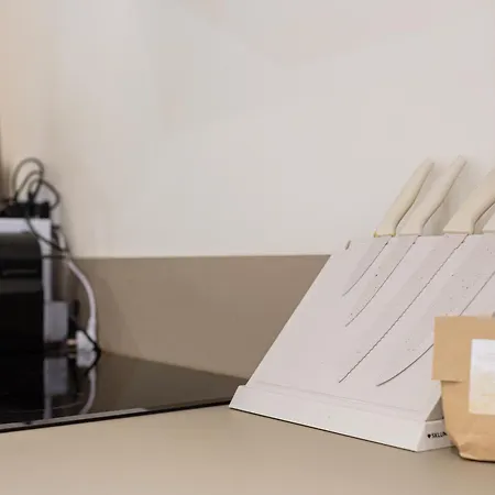 8 Geranio Apartman Girona